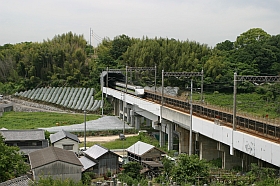20040528-train-funaho-01s.jpg