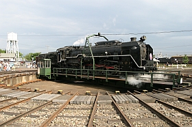 20040528-train-umekoji-27s.jpg